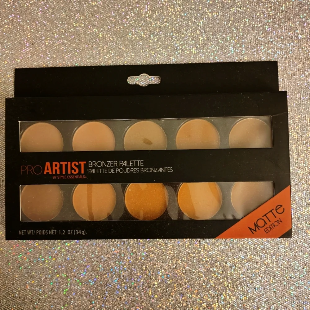 Pro Artist Bronzer Palette